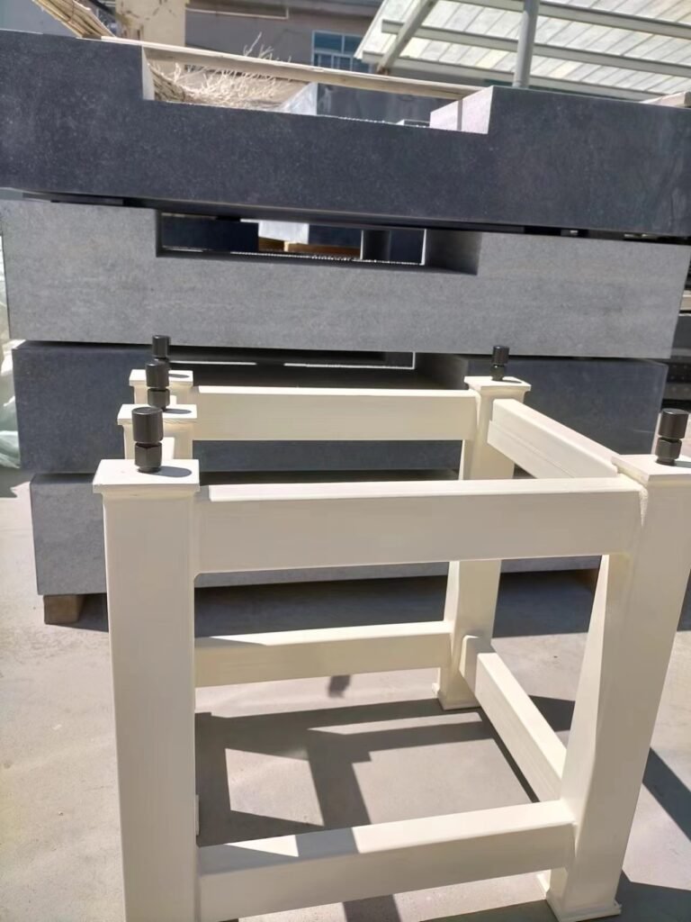 Granite platform bracket