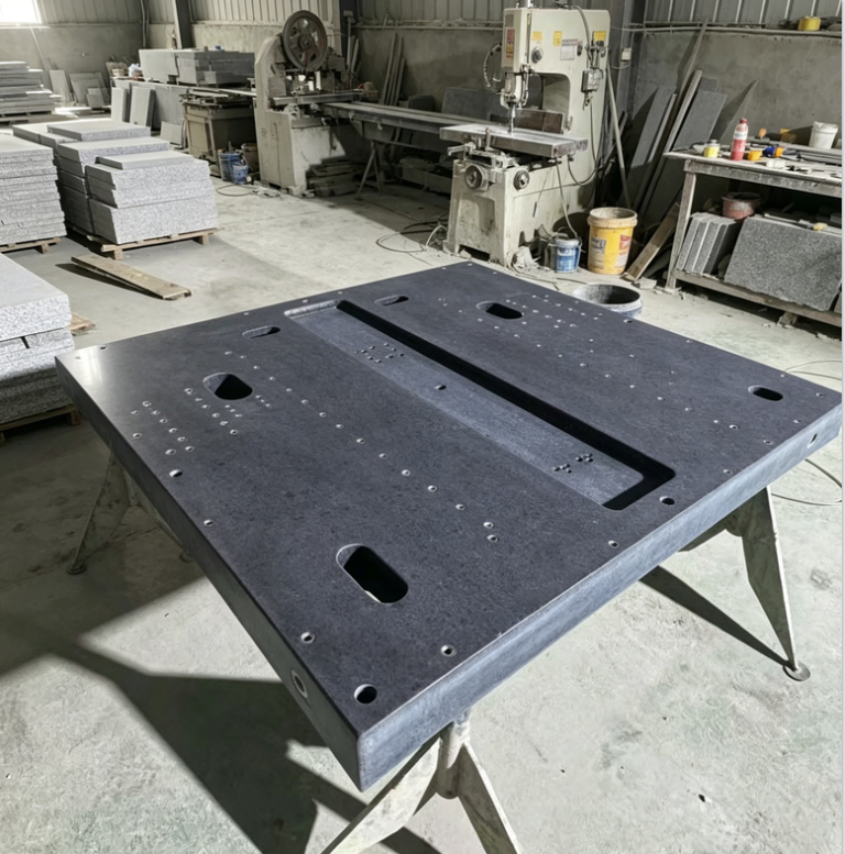 What are the precautions for constant temperature heat treatment of granite components?